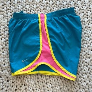 Nike Tempo shorts, turquoise/pink/yellow XS